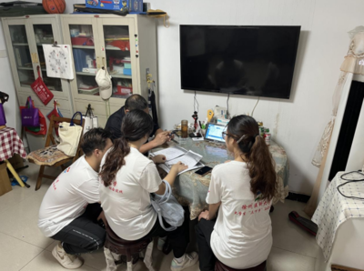 【紫牛新聞】徐州醫(yī)科大學(xué)醫(yī)學(xué)信息與工程學(xué)院:智慧醫(yī)療志愿行 科技護(hù)航健康夢(mèng)